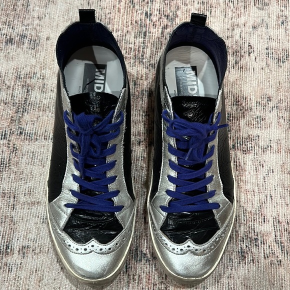 Golden Goose Shoes - Golden Goose Mid Star sneakers